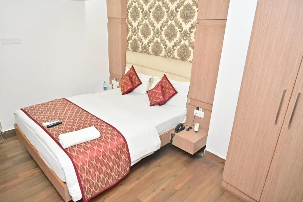 Hotel Pride Inn