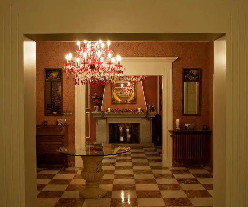 Hotel Restaurante El Valles 4 ESTRELLAS