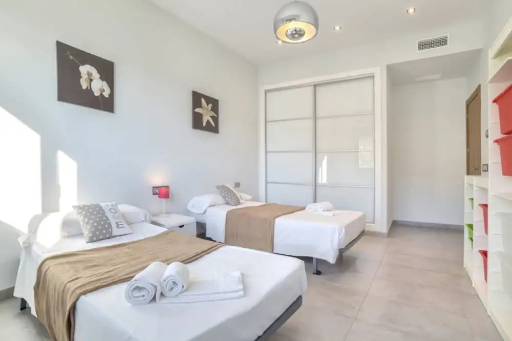 Villa - 5 Bedrooms with Pool, WiFi and Sea views - 105047