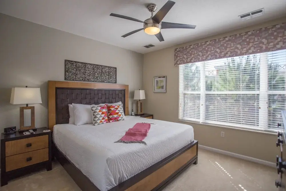 Dolce Deluxe Townhome 3 Bedroom Condo by Redawning