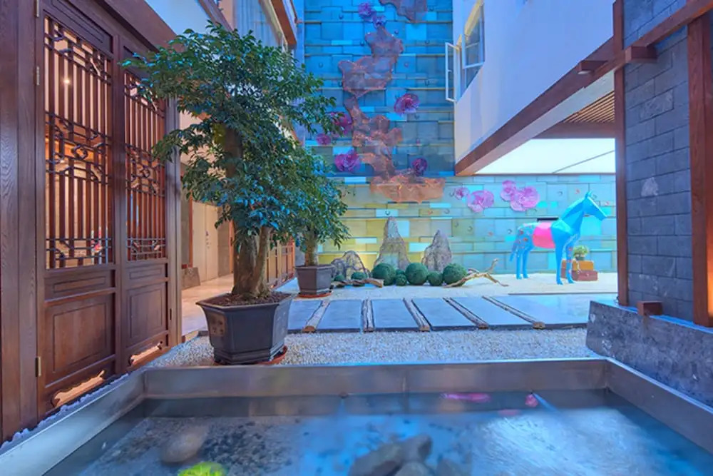 New Century Manju Lijiang Zangyuan Hotel