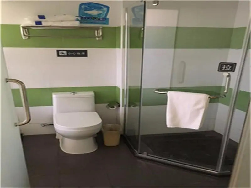 7 Days Inn·Wanning High Speed Railway Station