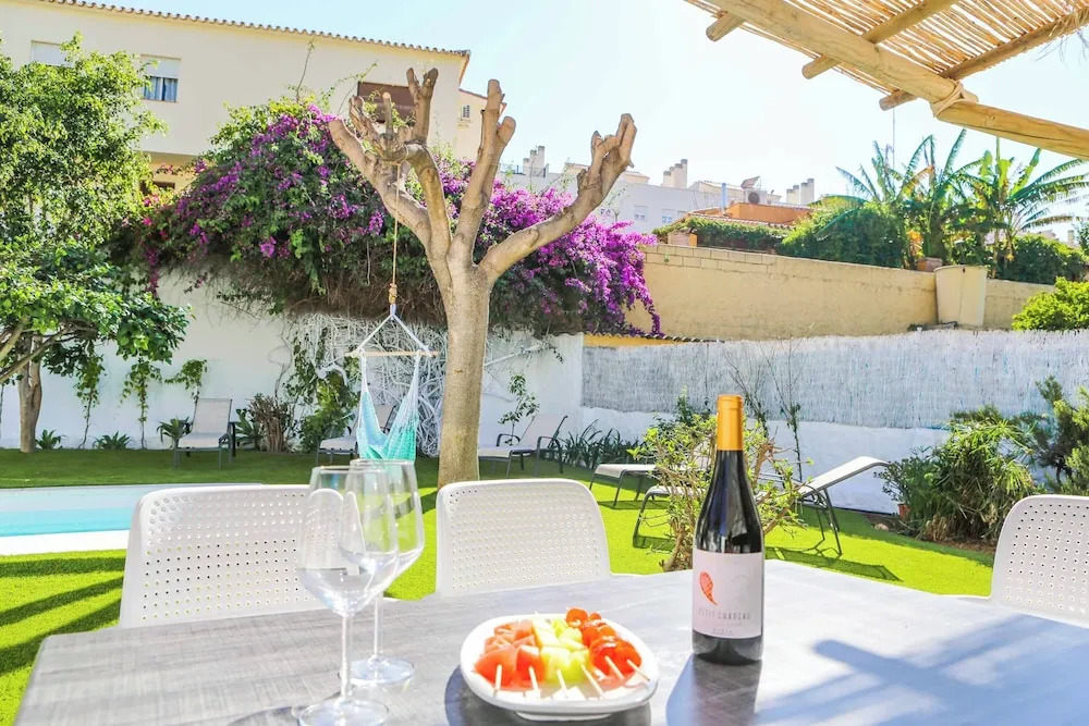 Villa El Ranchito By Seric, 15 walking to the beach