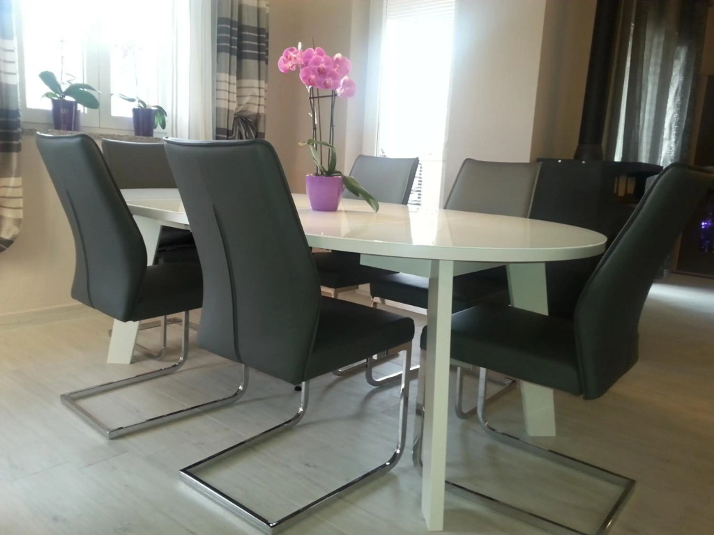 Apartments Roncevic