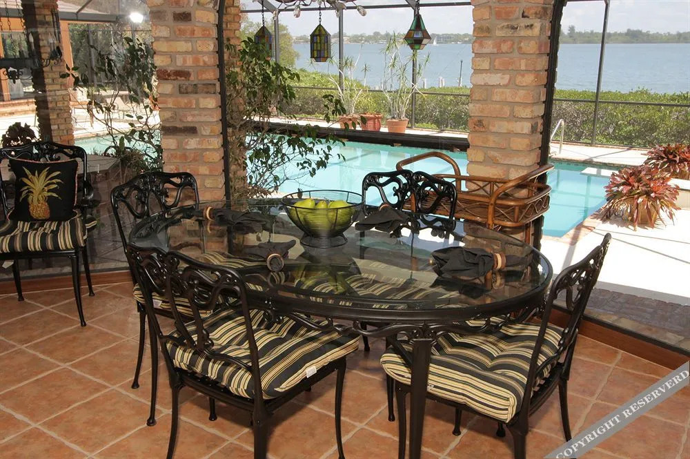 Siesta Key Pool Homes by RVA