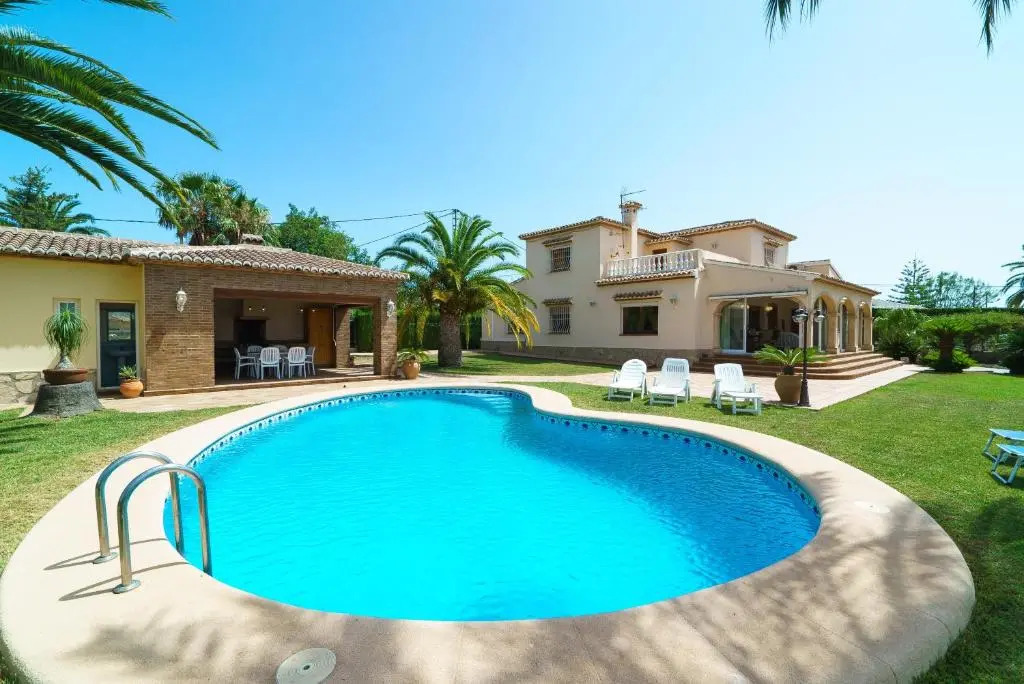 Villa Cantallops