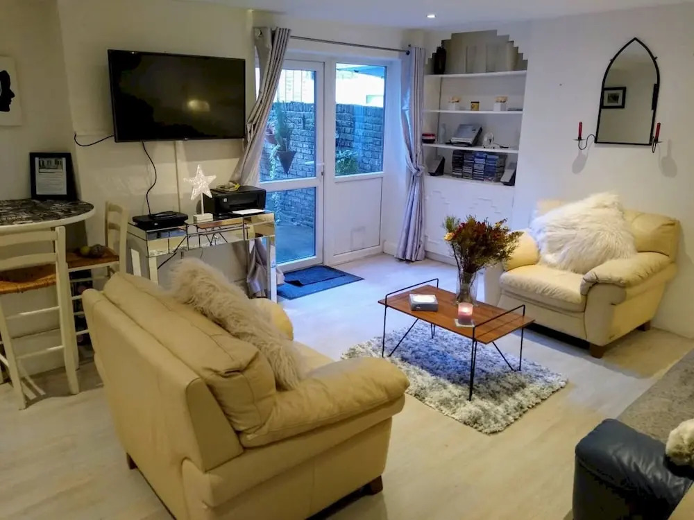 Maida Vale 2 Bedroom Garden Flat