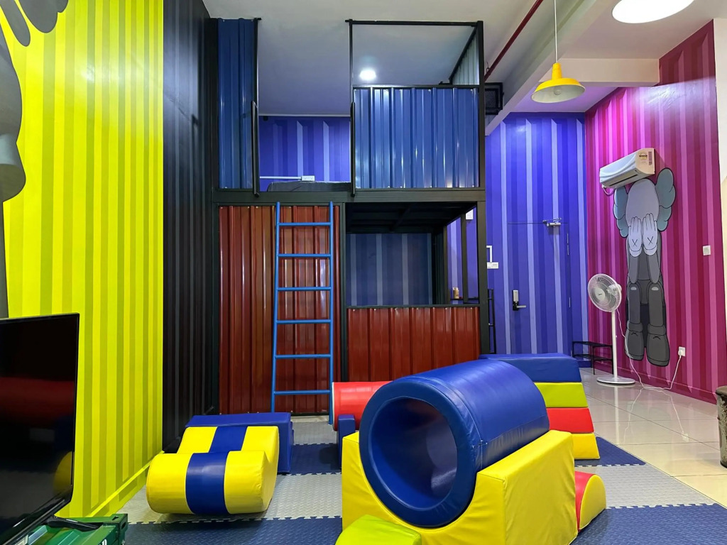 【Manhanttan Mount Austin】The Bubble Room - 6 pax