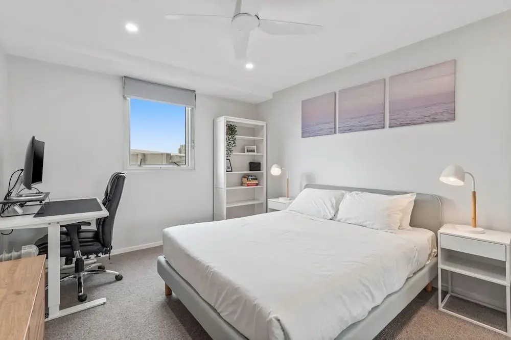 Sleek Kensington 2-bed With BBQ Area & Gym