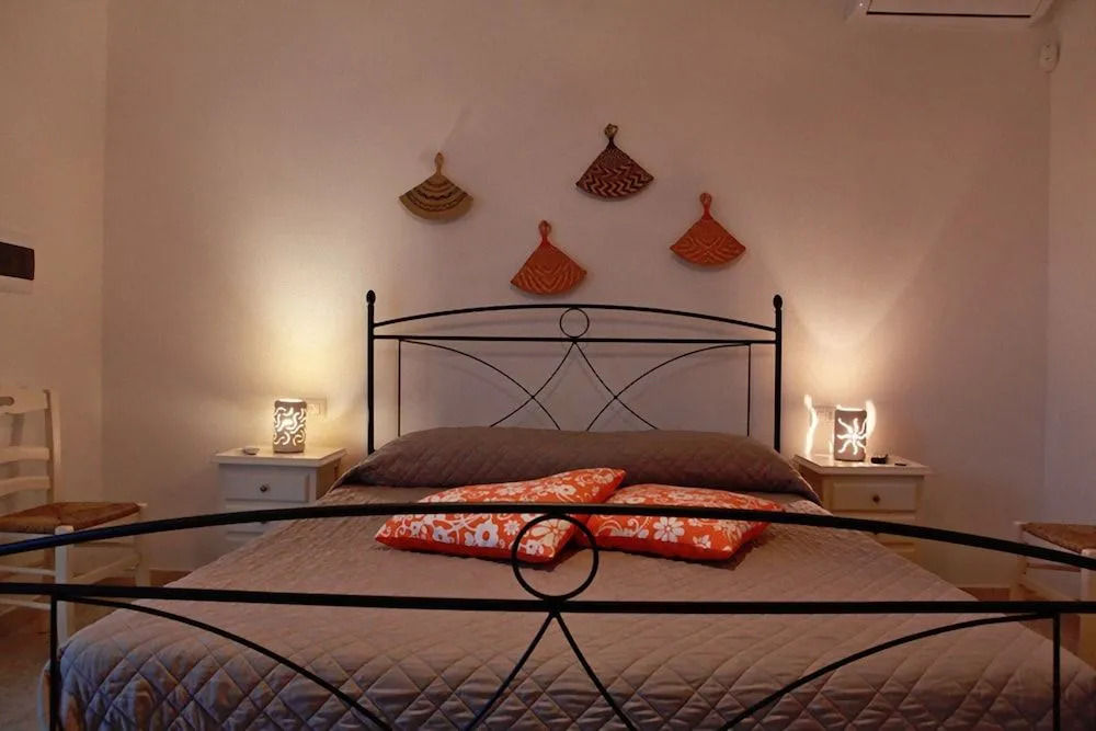 Salento Bed Dhu