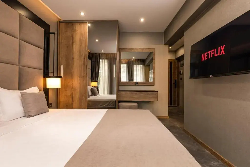 SOHO Apart House
