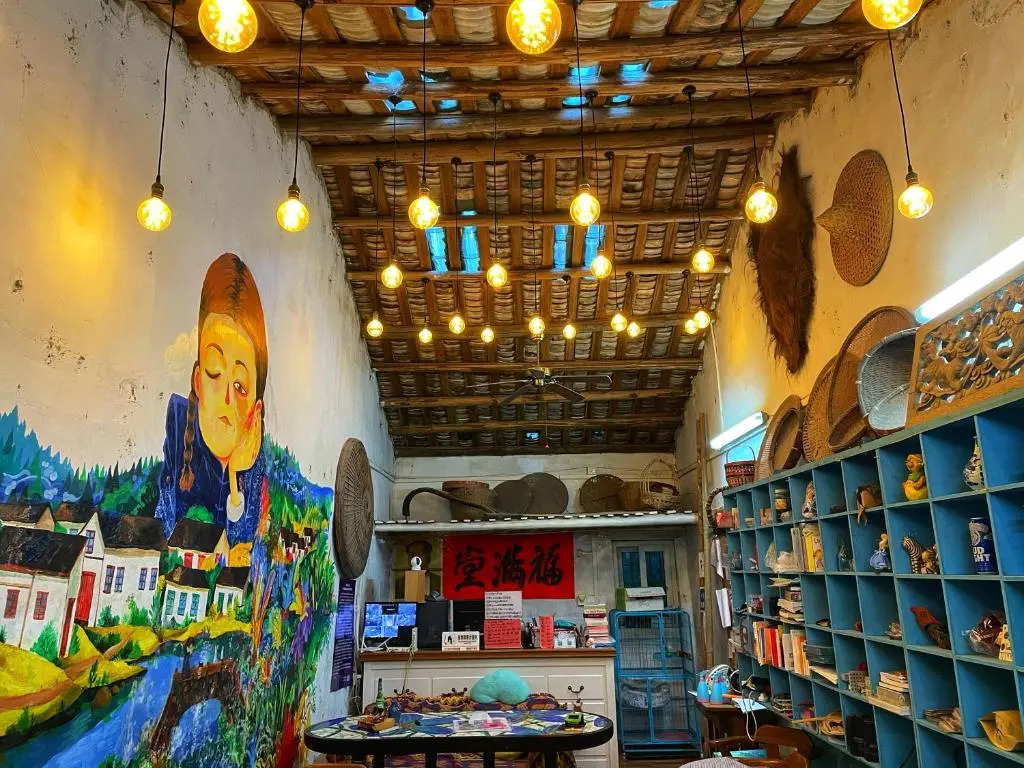Yellow House Hostel Huizhou West Lake