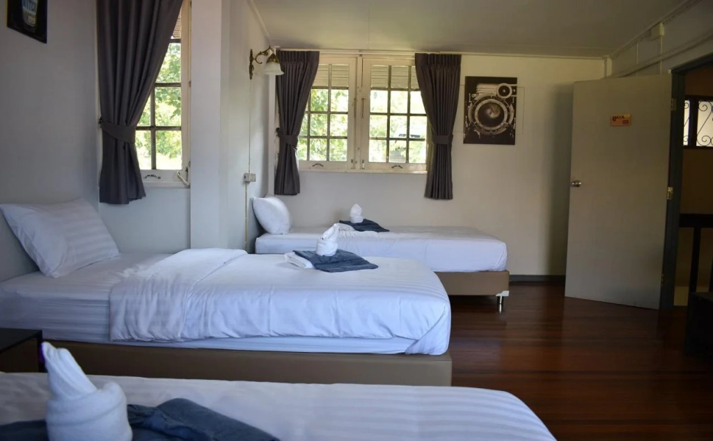 Maya Bed and Food Hostel