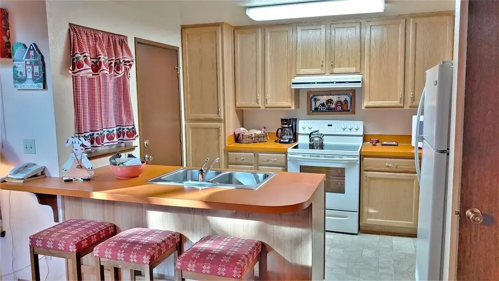 Tennis Village 3 apts