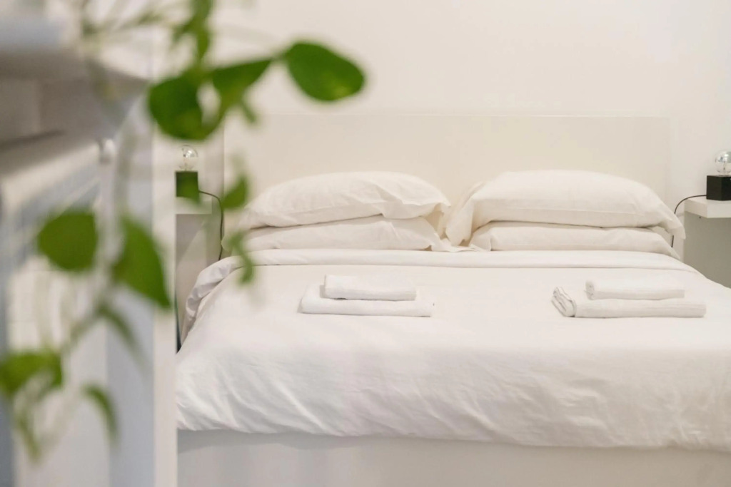 NIU LUX Apartments