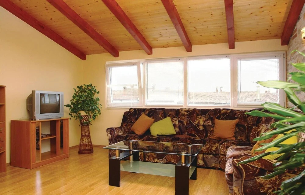 Beautiful Home in Pula With Wifi and 3 Bedrooms