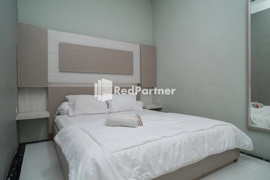 Yayah Rooms Bogor Syariah Mitra RedDoorz