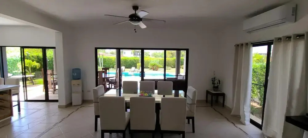 Spacious Private 7 Bedroom - Bachelor s Welcome
