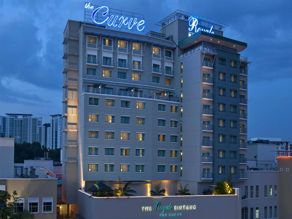 Royale Chulan The Curve