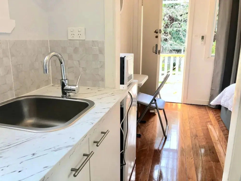 Quiet 1 Bedroom Guest House in Fairfield