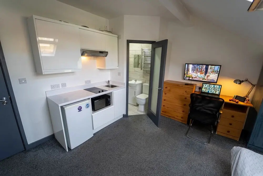 966 Pershore Road Studios In Guest House