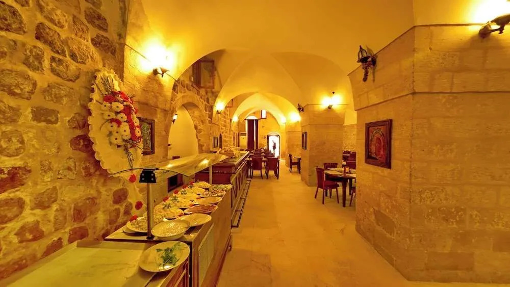ULUBEY KONAĞI