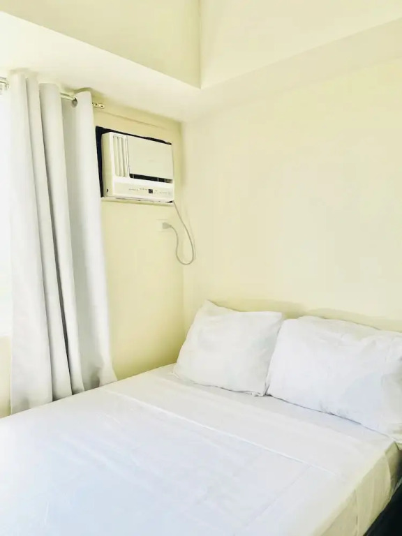 Hubomoto Avida Suites