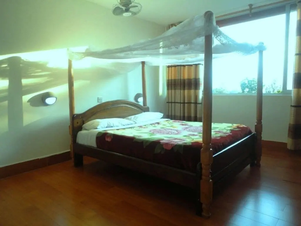 Entebbe Flight Motel