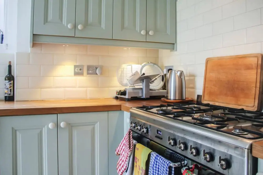 Spacious 1 Bedroom Apartment With Garden