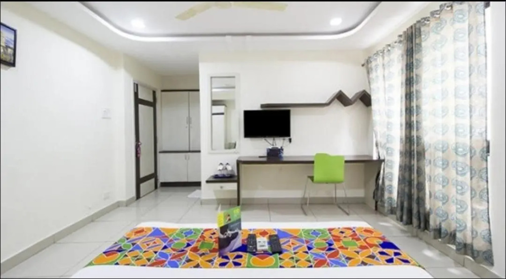 Hotel Siri Inn Hitech City