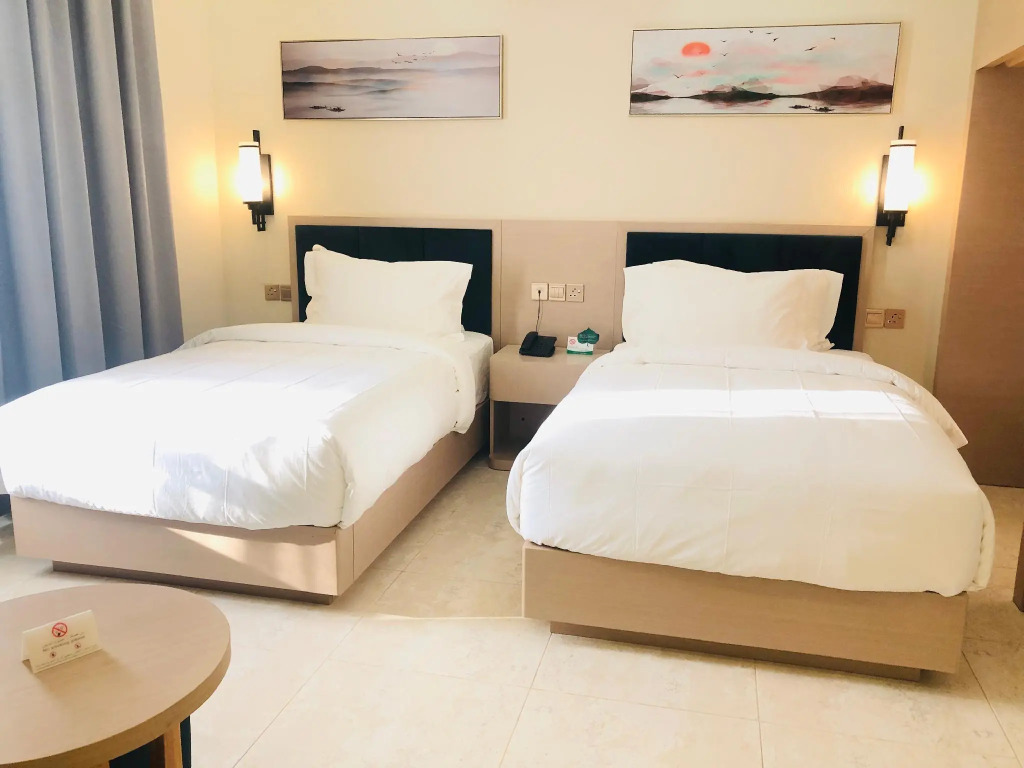 Season Inn Hotel