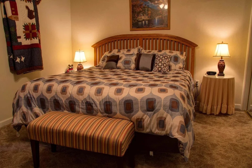 Whispering Pines 511