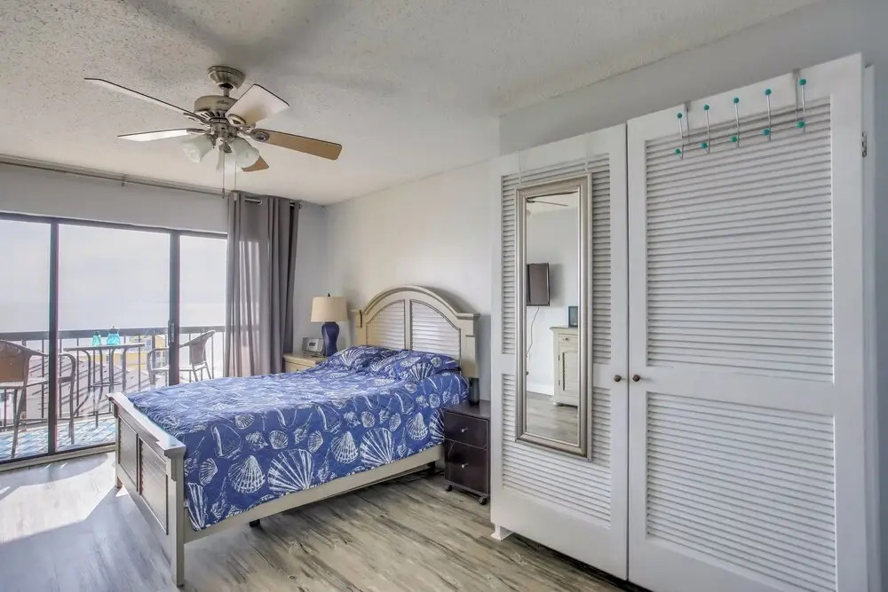 Breezy Myrtle Beach Condo w/ Balcony & Views!