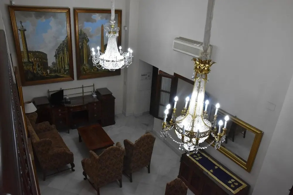 Apto. Palacio Marqués Vega Armijo