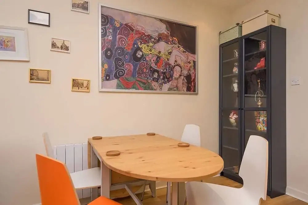 City Center Apartment - Superb Location