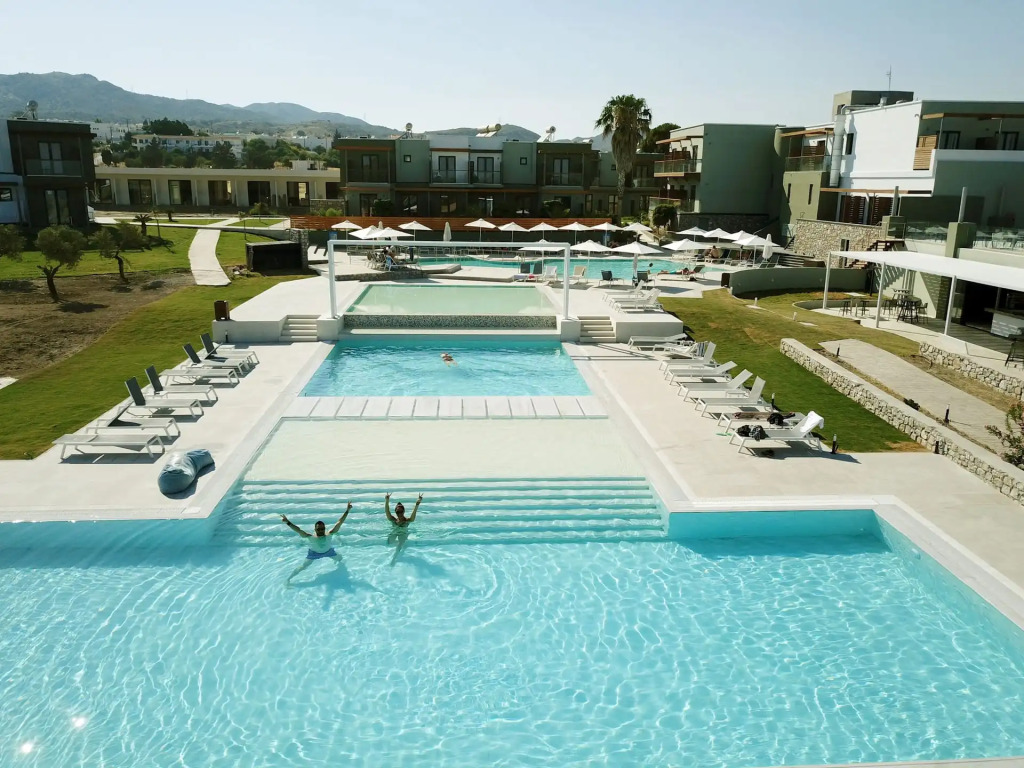 Gennadi Seaside Resort