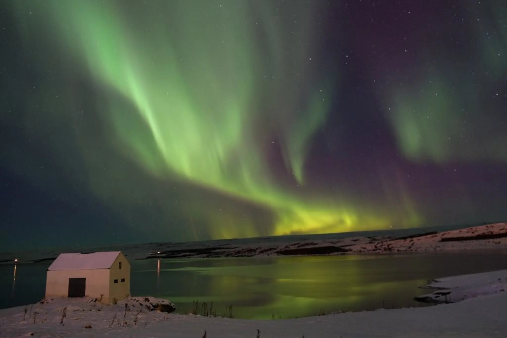 Gistihúsið - Lake Hotel Egilsstadir