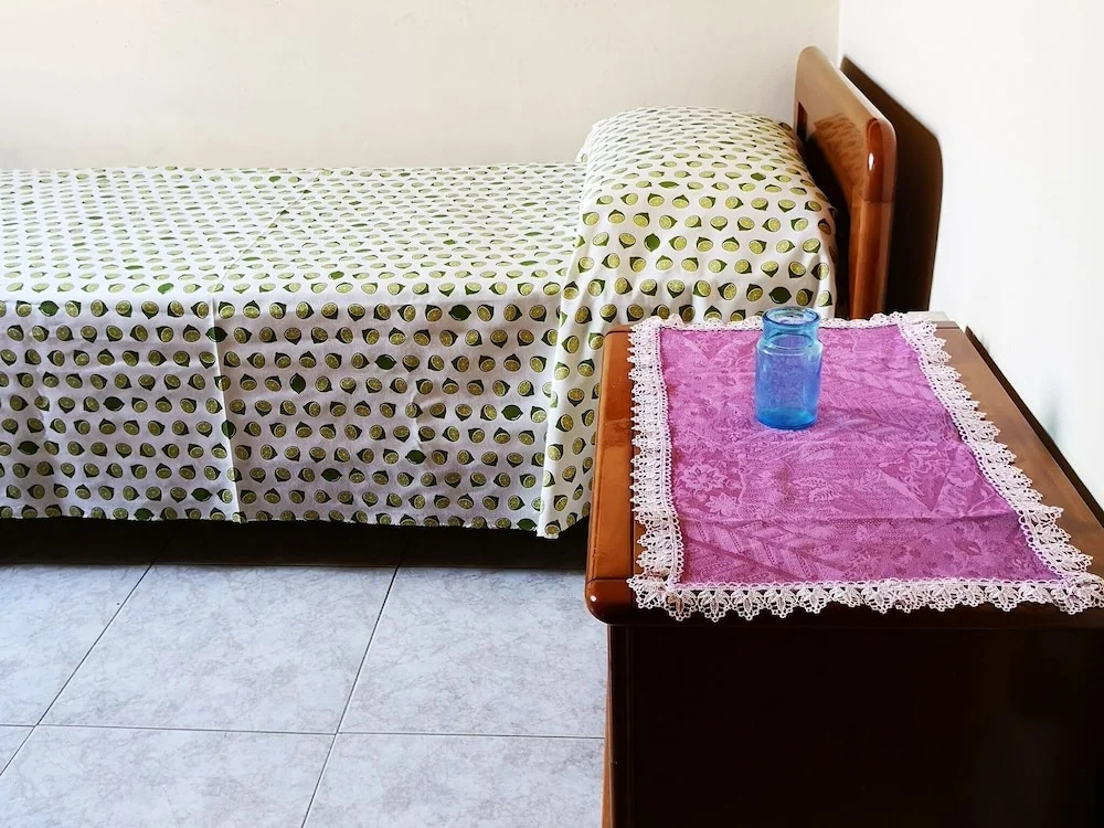 Tasteful Holiday Home in Comiso With Garden