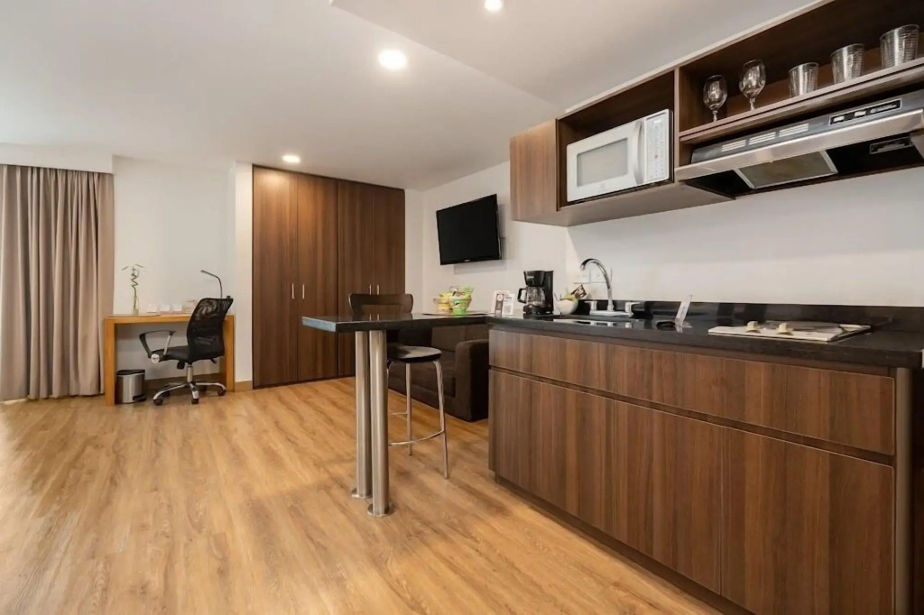 Leblon Suites Hotel Milla de Oro