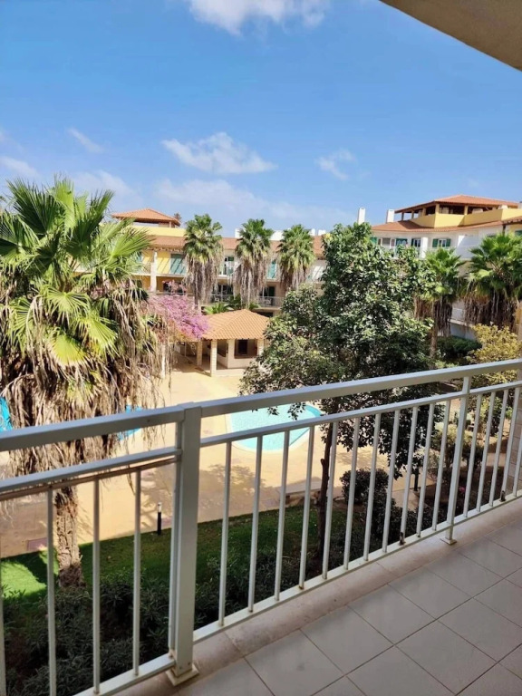 2bed-vila-verde Sal Cape Verde-balcony-pool