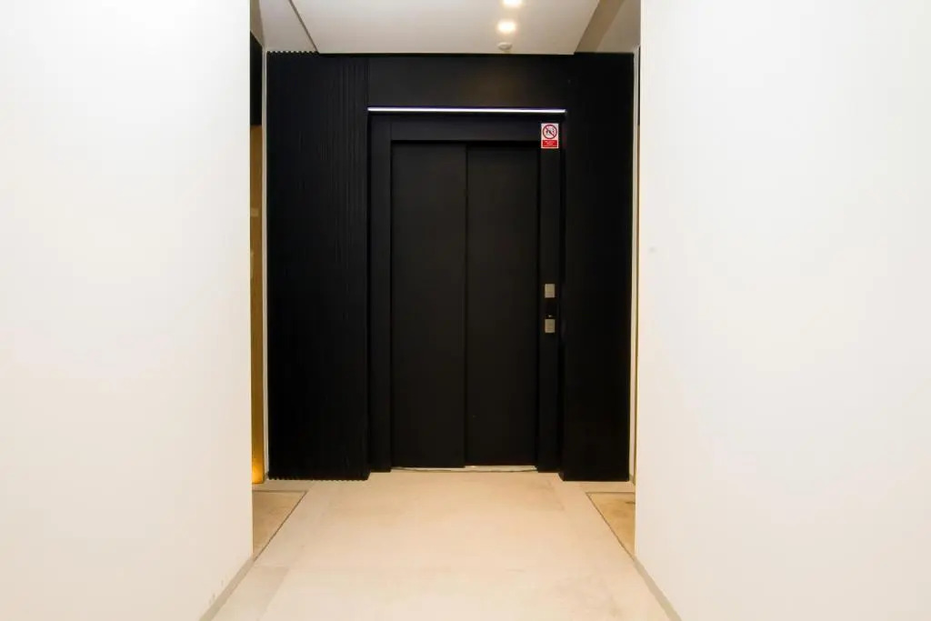 Apartment Front Park Sadowa with Parking by Noclegi Renters