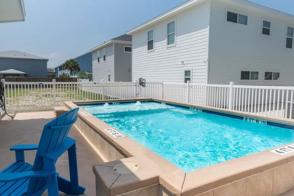 Always Beachin 4 Bedroom Home