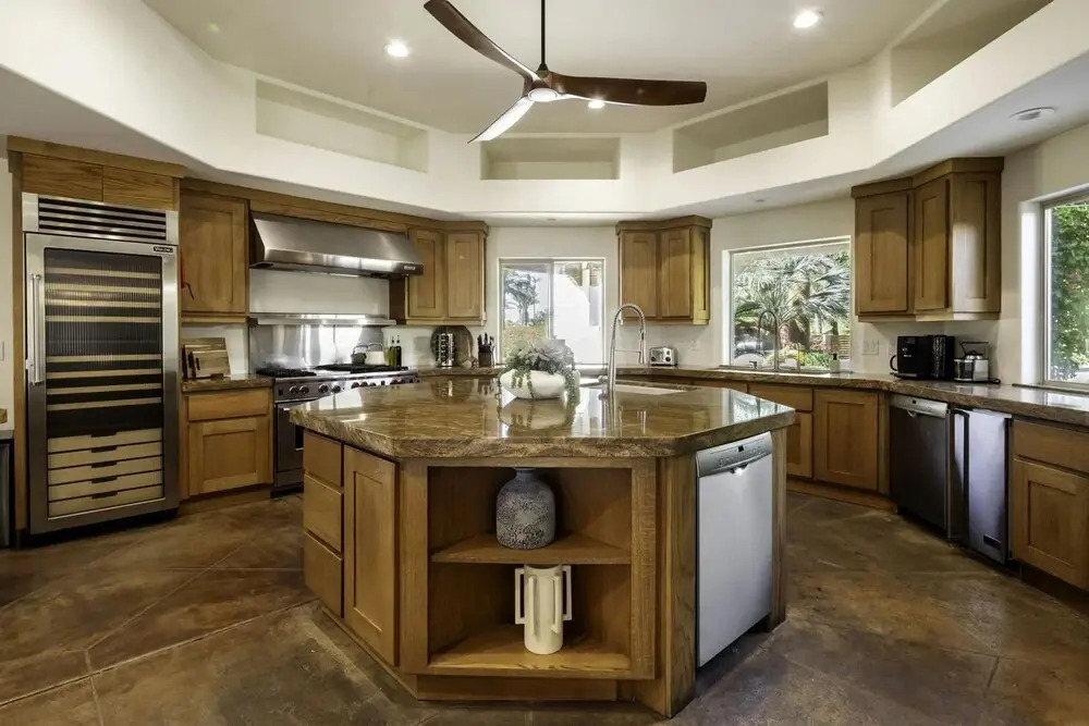 Luxury Living With Game Rooms Poolside Paradise
