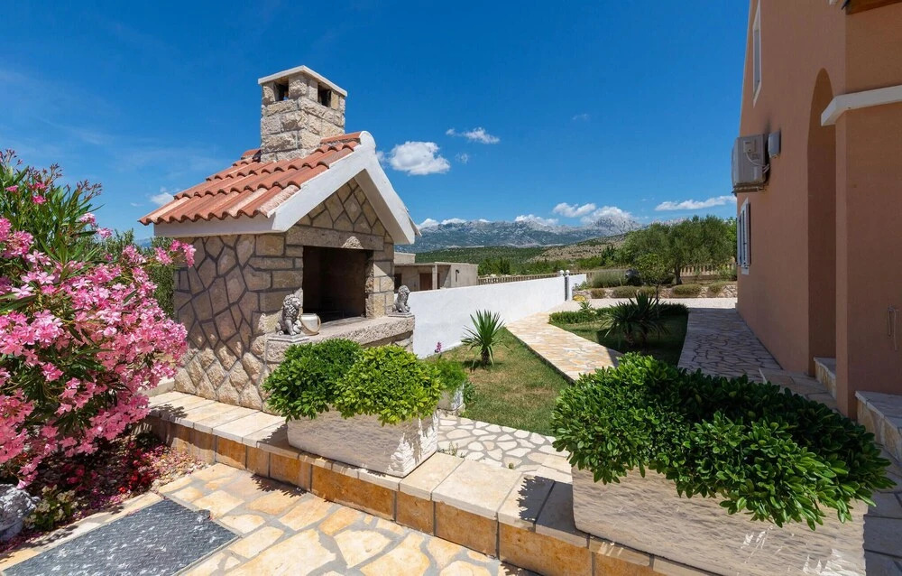 Amazing Home in Krusevo With Wifi and 2 Bedrooms