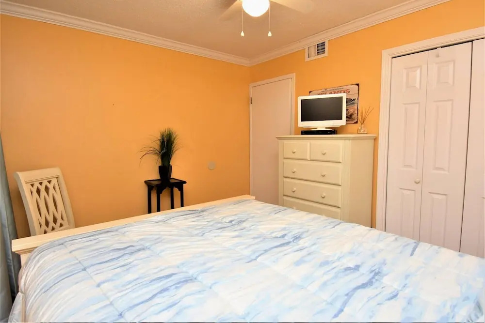 Sea Breeze 311 by Bender Vacation Rentals