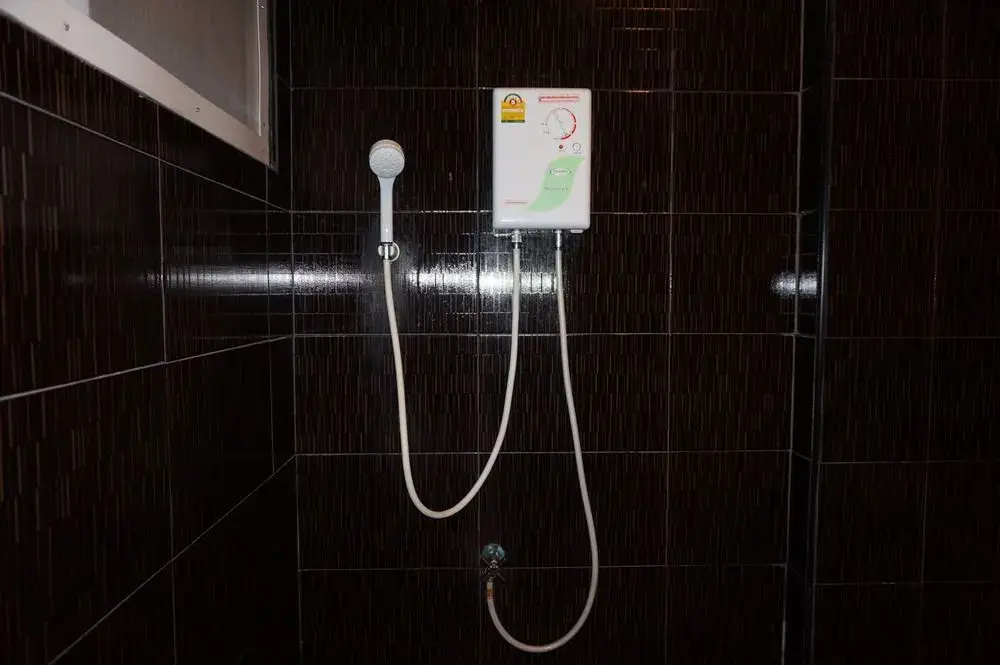 R2 Apartment Service