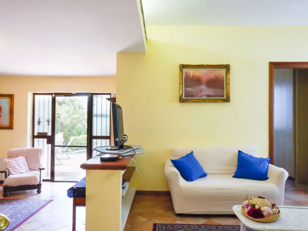 Sunny home 27747