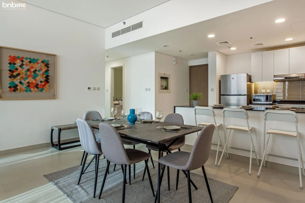 2B-PulseResidence-808 by bnbme homes