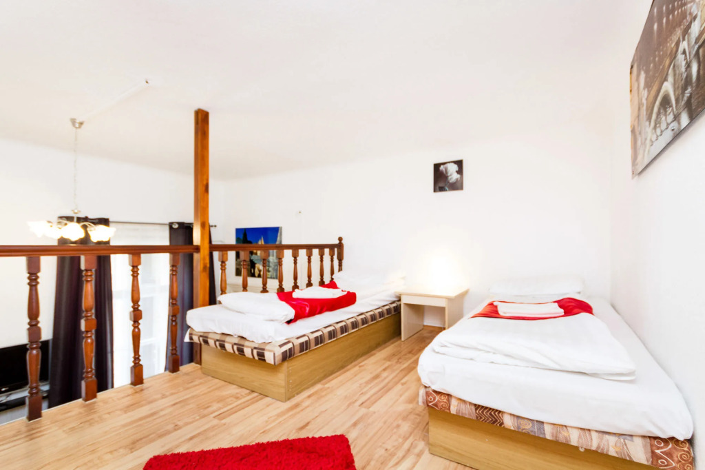 Opera Apartments