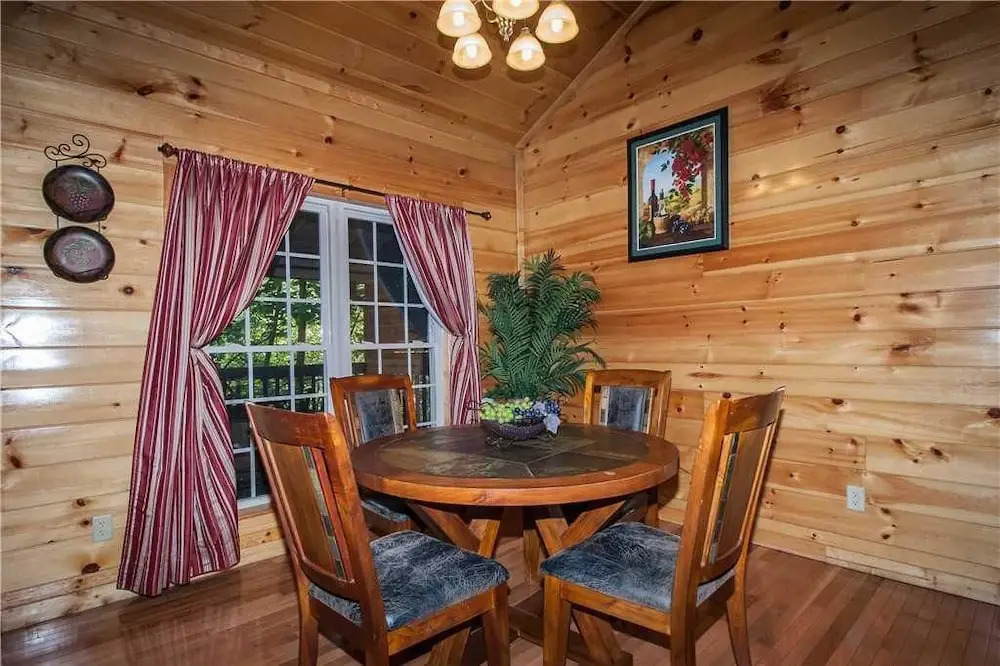 Love Shack - One Bedroom Cabin